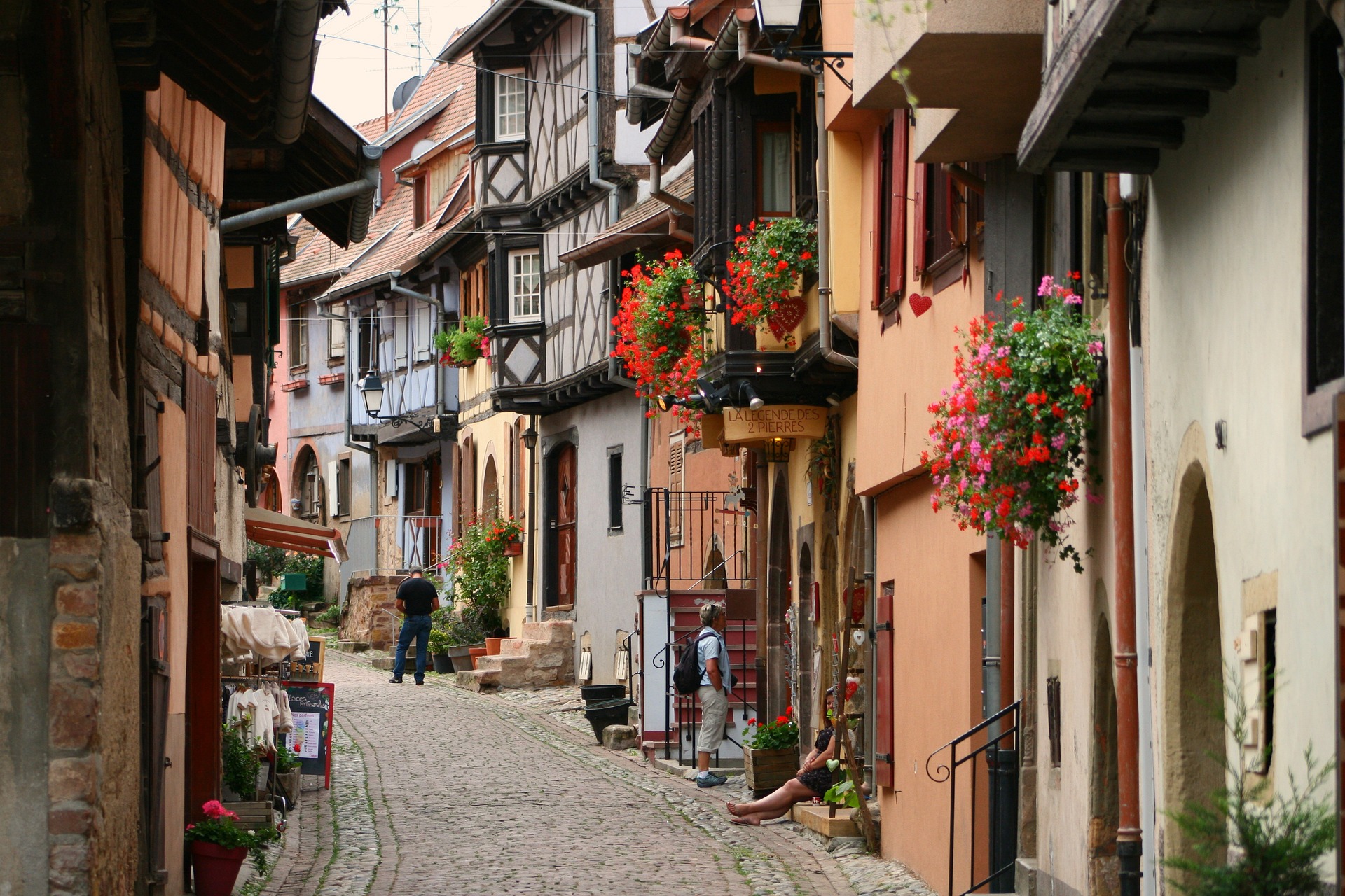 eguisheim-g30228a0e9_1920.jpg